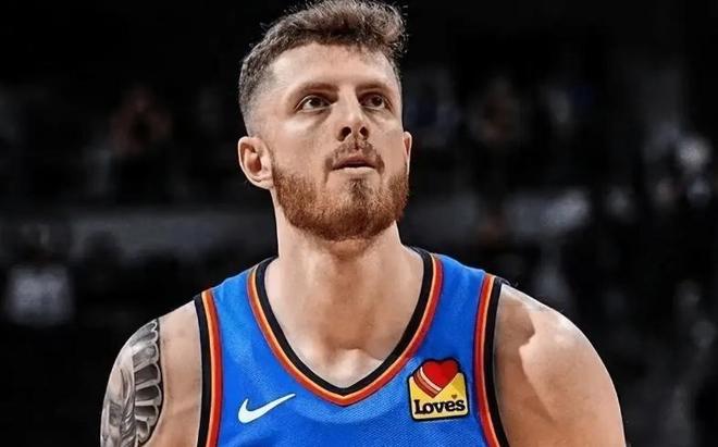 湖人逆风翻盘挺进西部第五 雷霆稳居榜首 火箭意