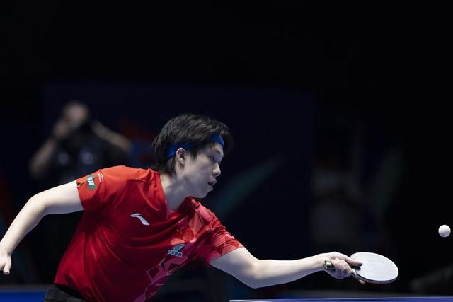 王楚钦率中国队3-0胜英格兰，德国队与日本队激